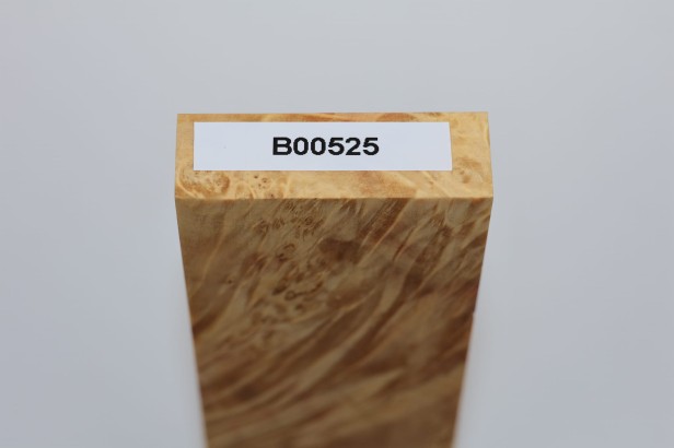 Klon jesionolistny czeczot stabilizowany drewno na biżuterię