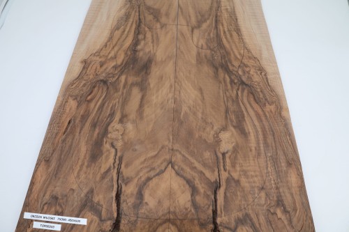 Orzech włoski Walnut Wood drewniany top na gitarę guitar top