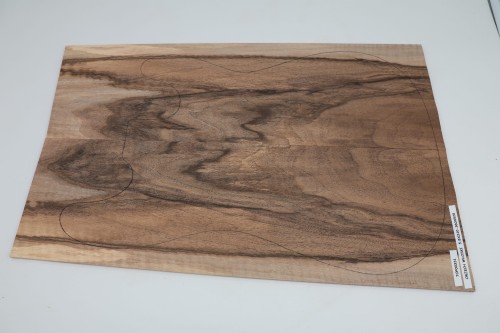 Orzech włoski Walnut Wood drewniany top na gitarę guitar top