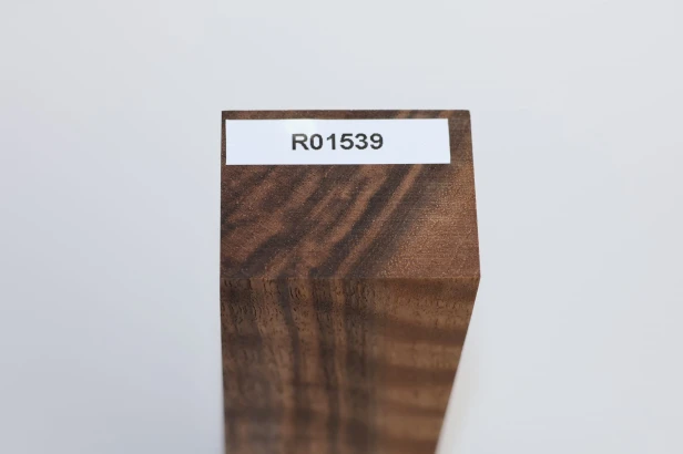 Orzech włoski fala Flame Walnut Wood stabilizowane drewno na rękojeść noża stabilized wood for knifes