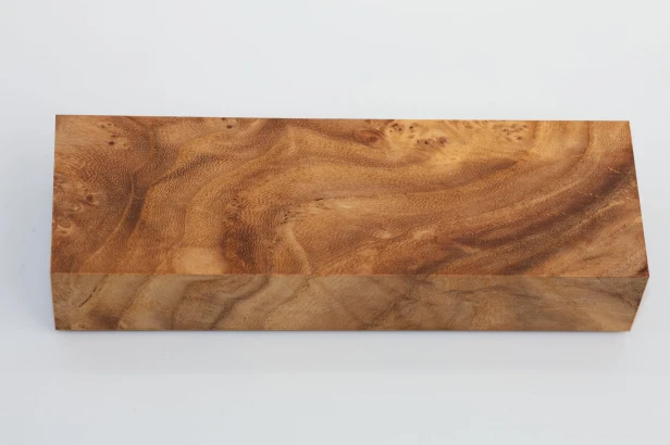 Wiąz Kaukaski Caucasian Elm czeczot burl stabilizowane drewno na rękojeść noża stabilized wood for knifes