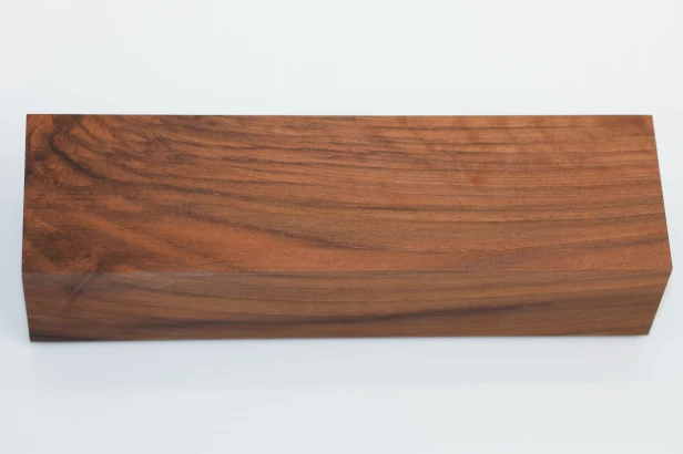 Orzech Kaukaski Caucasian Walnut stabilizowane drewno na rękojeść noża stabilized wood for knifes