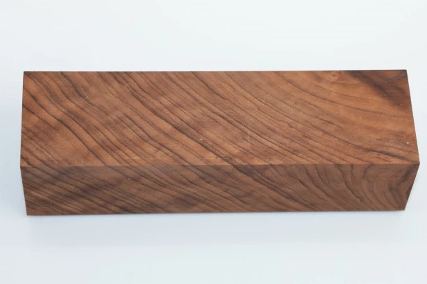 Orzech Kaukaski Caucasian Walnut stabilizowane drewno na rękojeść noża stabilized wood for knifes