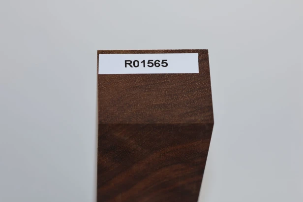 Orzech Kaukaski Caucasian Walnut stabilizowane drewno na rękojeść noża stabilized wood for knifes