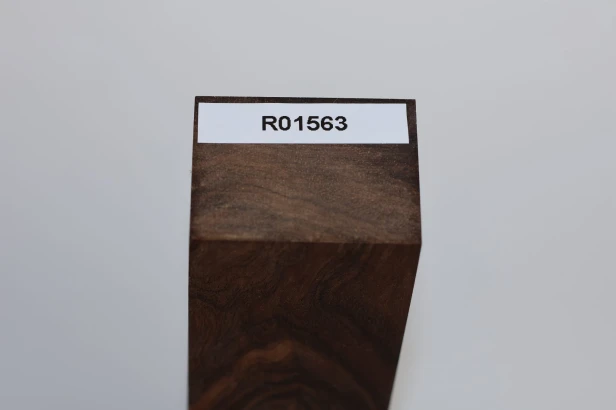 Orzech Kaukaski Caucasian Walnut stabilizowane drewno na rękojeść noża stabilized wood for knifes