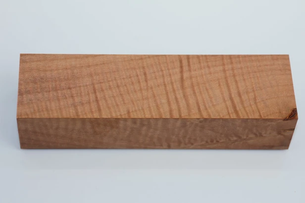 Lipa fala flame linden lime tree basswood brązowe stabilizowane drewno na rękojeść noża brown stabilized wood for knife