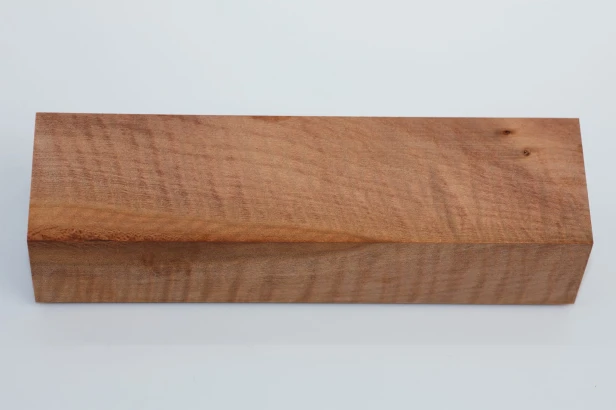 Lipa fala flame linden lime tree basswood brązowe stabilizowane drewno na rękojeść noża brown stabilized wood for knife