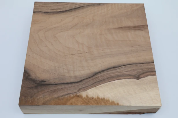 Orzech włoski fala Walnut flame drewno do toczenia wood for turning