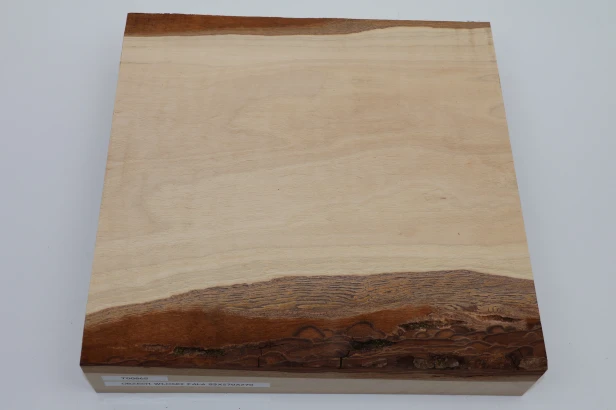 Orzech włoski fala Walnut flame drewno do toczenia wood for turning