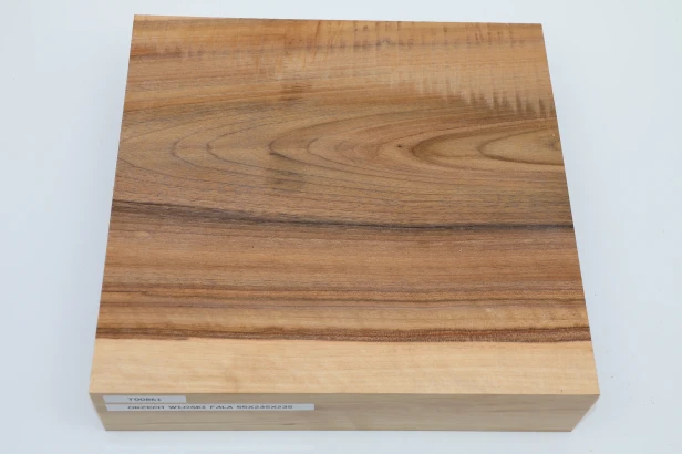 Orzech włoski fala Walnut flame drewno do toczenia wood for turning