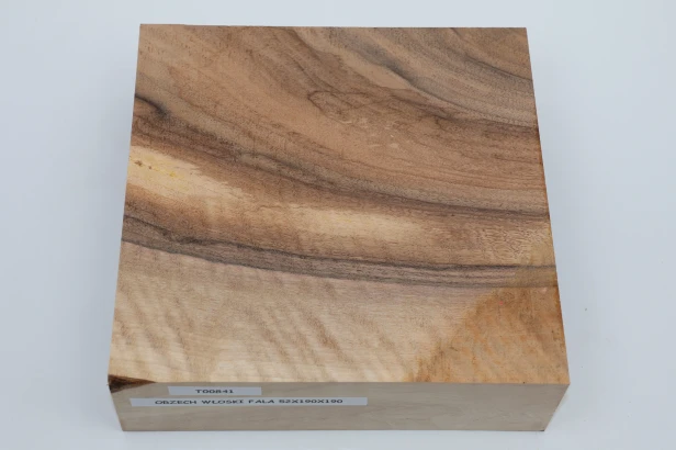 Orzech włoski fala Walnut flame drewno do toczenia wood for turning