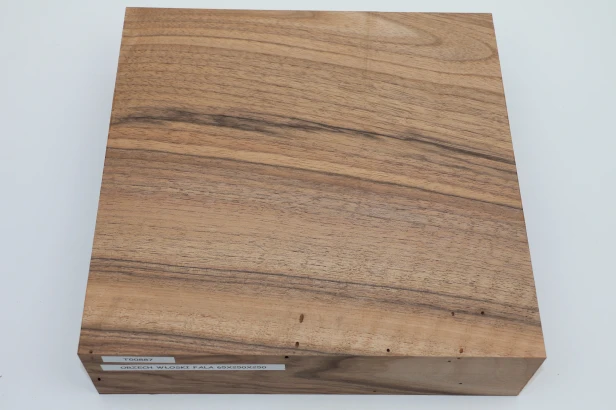 Orzech włoski fala Walnut flame drewno do toczenia wood for turning