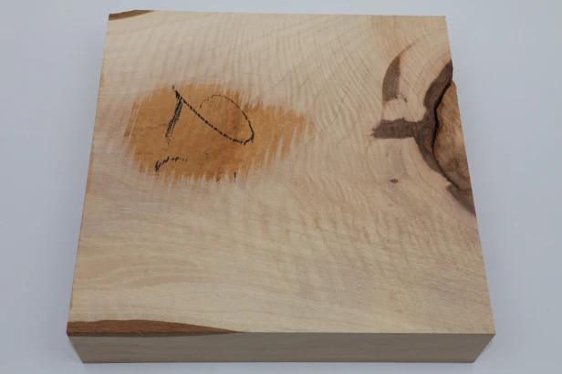 Orzech włoski fala Walnut flame drewno do toczenia wood for turning