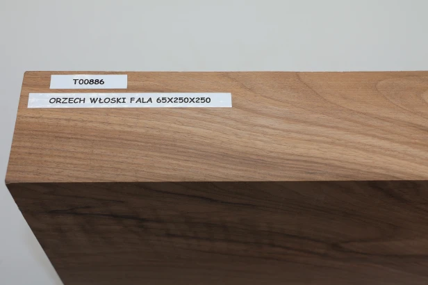 Orzech włoski fala Walnut flame drewno do toczenia wood for turning