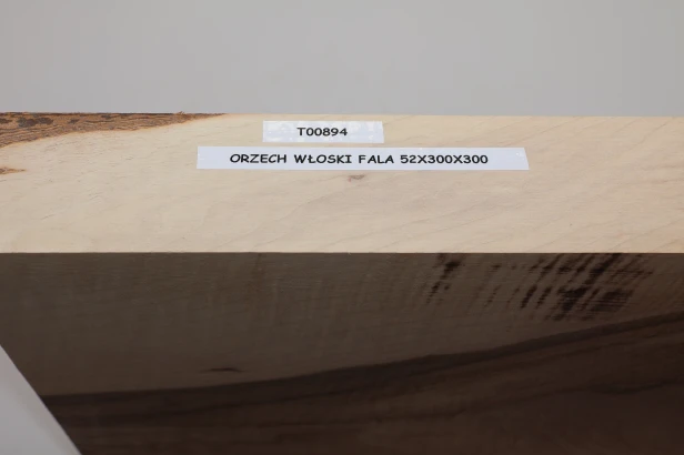 Orzech włoski fala Walnut Flame drewno do toczenia wood for turning