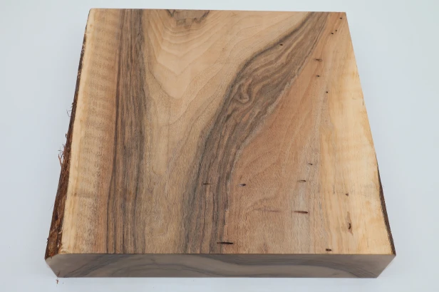 Orzech włoski fala Walnut Flame drewno do toczenia wood for turning