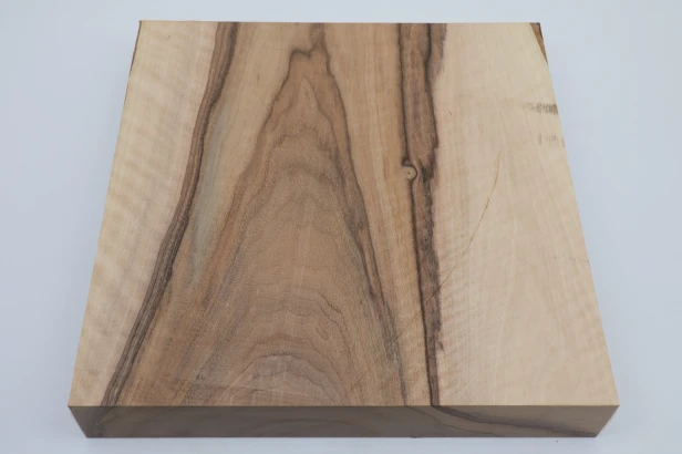 Orzech włoski fala Walnut Flame drewno do toczenia wood for turning