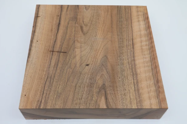 Orzech włoski fala Walnut Flame drewno do toczenia wood for turning