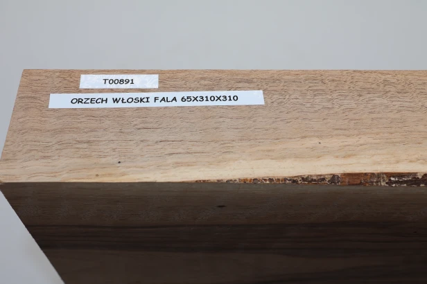 Orzech włoski fala Walnut Flame drewno do toczenia wood for turning