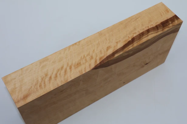 Brzoza fala Birch Flame drewno do toczenia kantówka wood for turning Timber