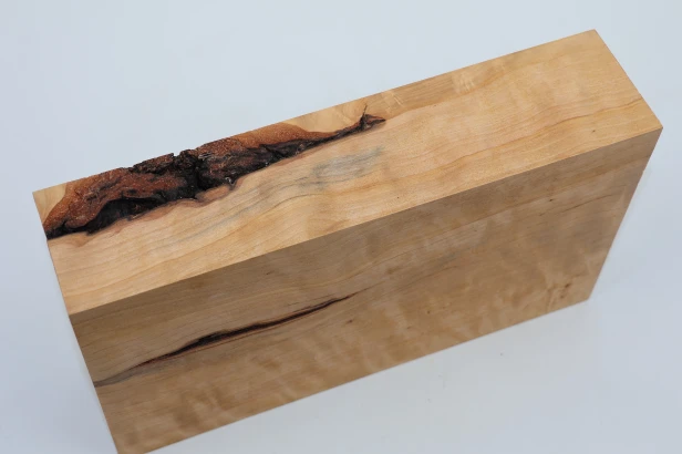 Brzoza fala Birch Flame drewno do toczenia kantówka wood for turning Timber