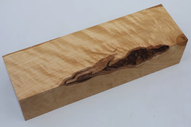 Brzoza fala Birch Flame drewno do toczenia kantówka wood for turning Timber