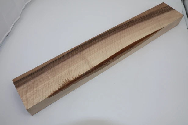 Orzech włoski fala Walnut Flame drewno do toczenia kantówka wood for turning Timber