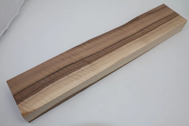 Orzech włoski fala Walnut Flame drewno do toczenia kantówka wood for turning Timber