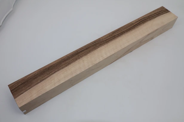 Orzech włoski fala Walnut Flame drewno do toczenia kantówka wood for turning Timber