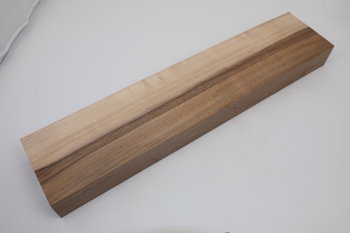 Orzech włoski Walnut drewno do toczenia kantówka wood for turning Timber