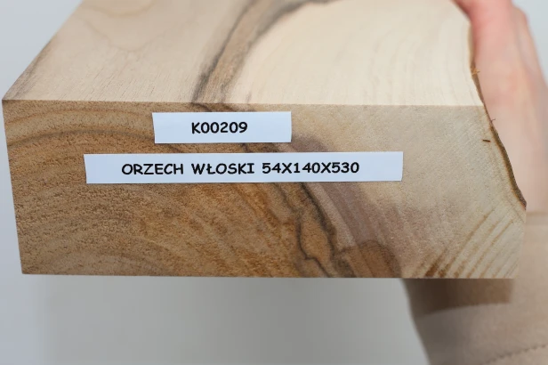 Orzech włoski Walnut drewno do toczenia kantówka wood for turning Timber