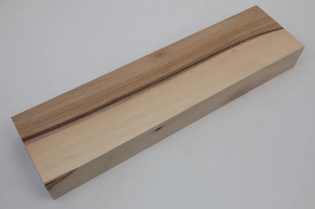 Orzech włoski Walnut drewno do toczenia kantówka wood for turning Timber