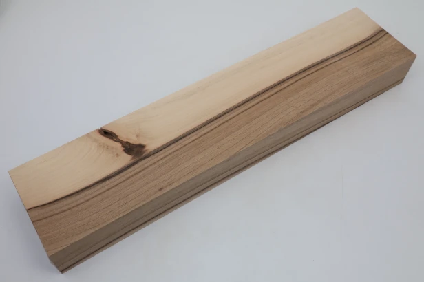 Orzech włoski Walnut drewno do toczenia kantówka wood for turning Timber