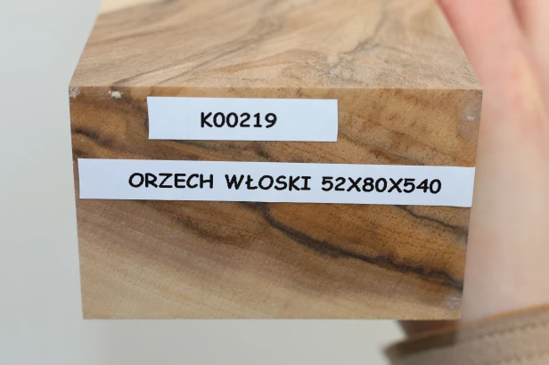 Orzech włoski Walnut drewno do toczenia kantówka wood for turning Timber