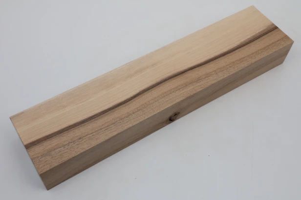 Orzech włoski Walnut drewno do toczenia kantówka wood for turning Timber