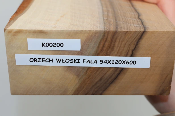 Orzech włoski fala Walnut Flame drewno do toczenia kantówka wood for turning Timber