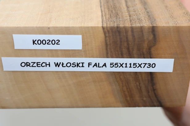 Orzech włoski fala Walnut Flame drewno do toczenia kantówka wood for turning Timber