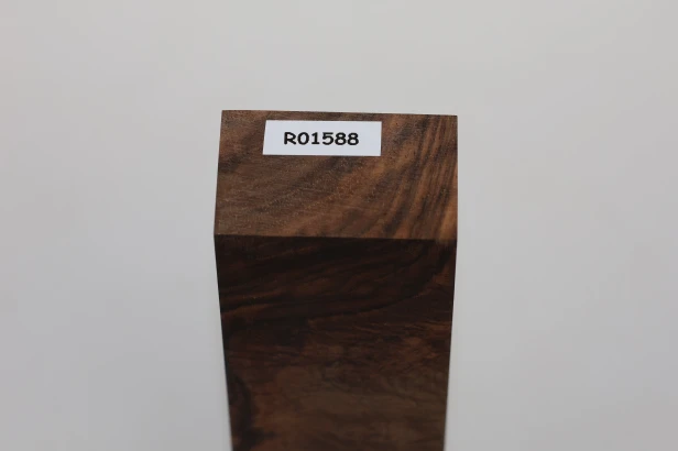 Orzech włoski X-CUT Walnut Wood stabilizowane drewno na rękojeść noża stabilized wood for knifes