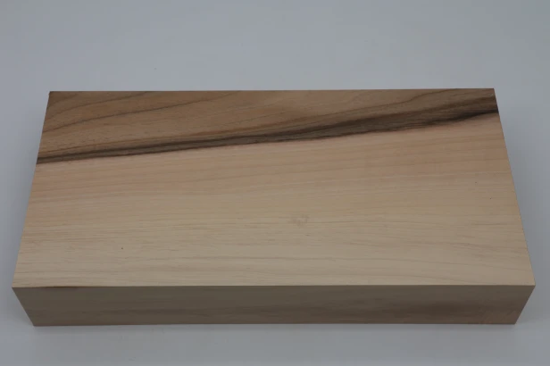 Orzech włoski Walnut drewno do toczenia kantówka wood for turning Timber
