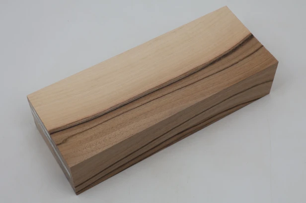 Orzech włoski Walnut drewno do toczenia kantówka wood for turning Timber