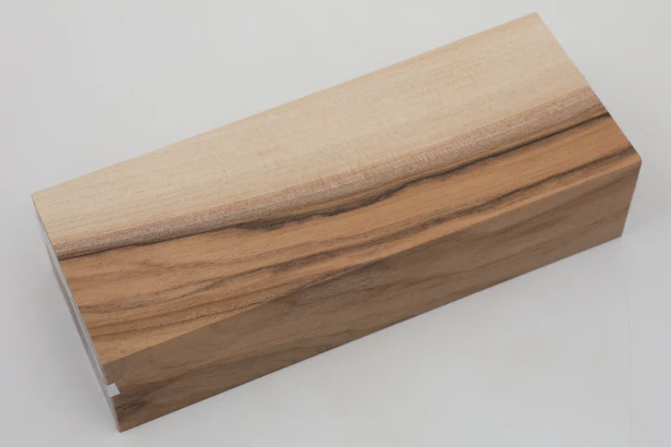 Orzech włoski Walnut drewno do toczenia kantówka wood for turning Timber
