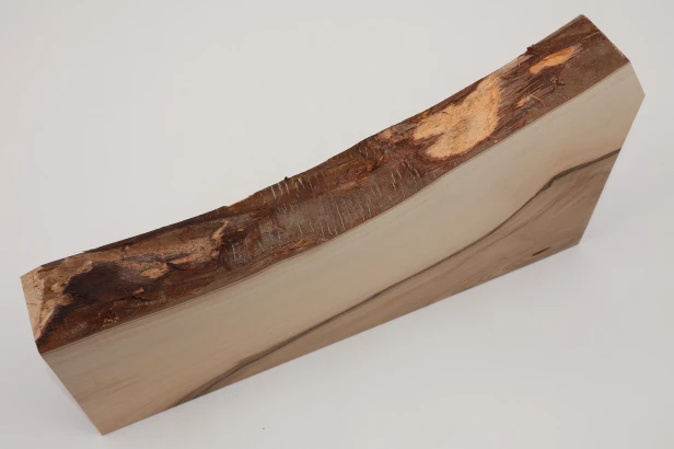 Orzech włoski Walnut drewno do toczenia kantówka wood for turning Timber