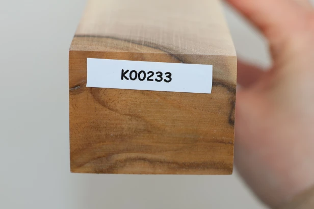 Orzech włoski Walnut drewno do toczenia kantówka wood for turning Timber