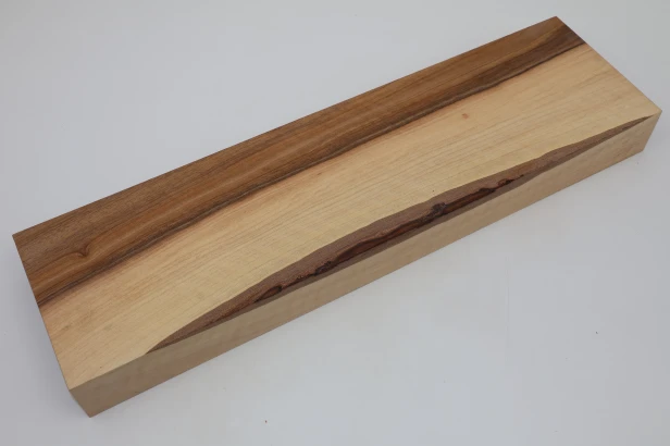 Orzech włoski fala Walnut Flame drewno do toczenia kantówka wood for turning Timber