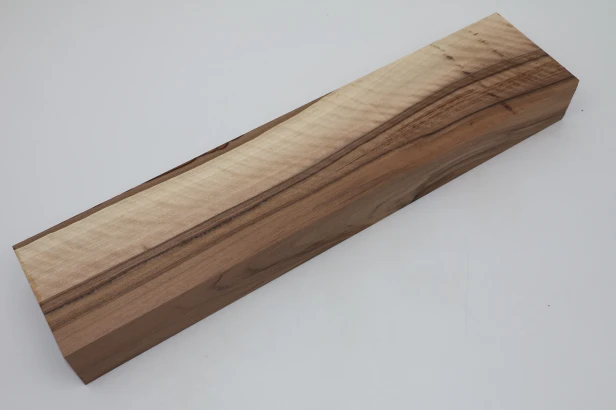 Orzech włoski fala Walnut Flame drewno do toczenia kantówka wood for turning Timber
