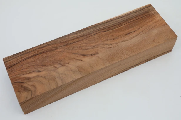 Orzech włoski fala Walnut Flame drewno do toczenia kantówka wood for turning Timber