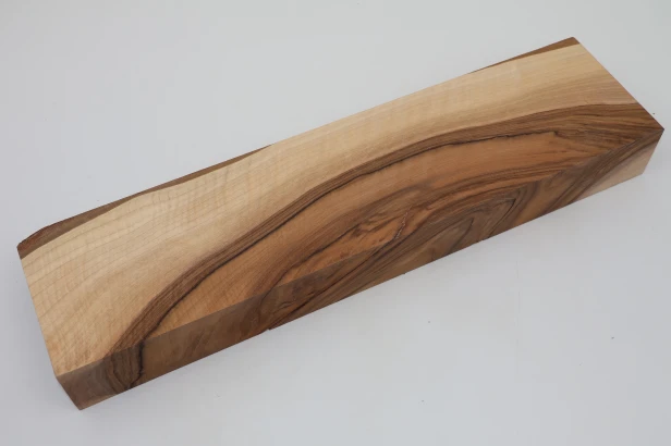 Orzech włoski fala Walnut Flame drewno do toczenia kantówka wood for turning Timber