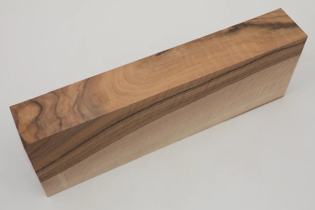 Orzech włoski fala Walnut Flame drewno do toczenia kantówka wood for turning Timber