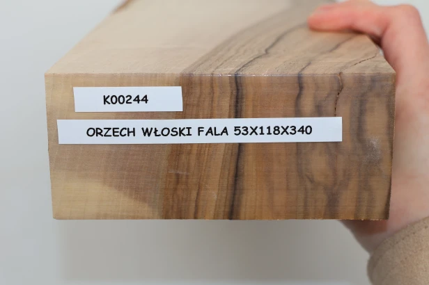 Orzech włoski fala Walnut Flame drewno do toczenia kantówka wood for turning Timber
