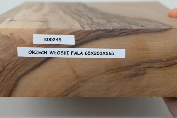 Orzech włoski fala Walnut Flame drewno do toczenia kantówka wood for turning Timber